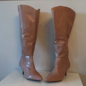 New WB Woman’s Journee Collection Elegant Tan Knee-High Women's Boots